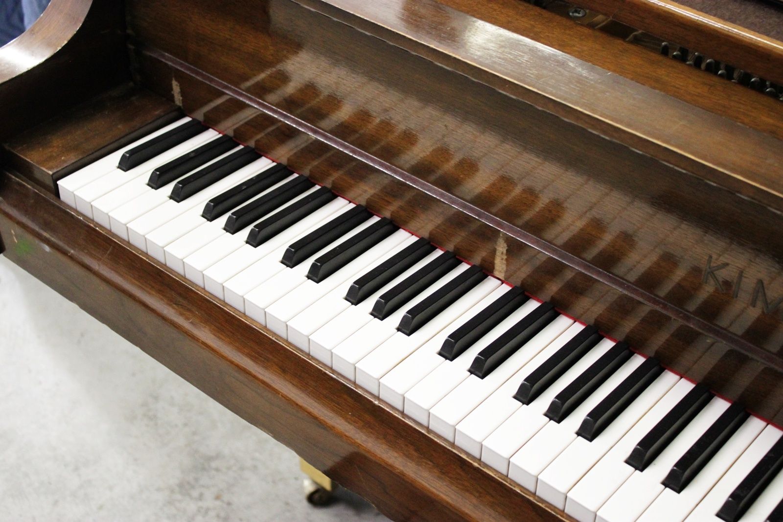 Kimball 582H, Kimball grand piano, 5