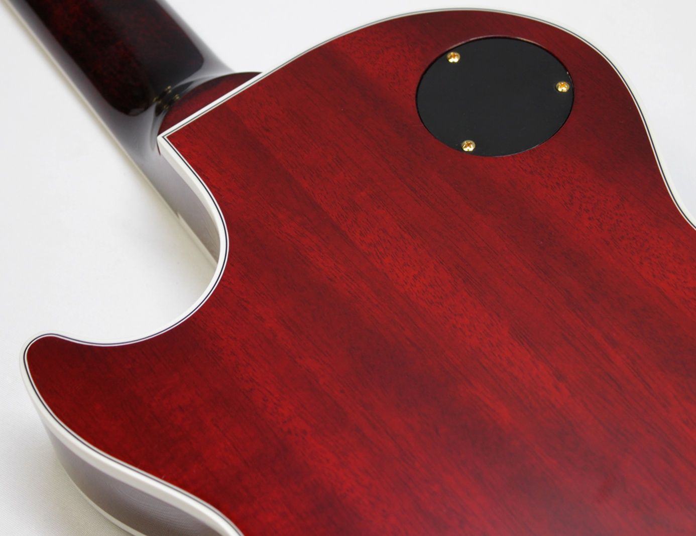 Gibson, Les Paul Custom, Les Paul Custom 70s, Gibson Les Paul Custom, Wine Red, 2025 Gibson, electric guitar, solid body guitar, mahogany body, maple top, set neck, 70s profile neck, volute neck, ebony fingerboard, nitrocellulose lacquer, dual humbuckers, gold hardware, rock guitar, blues guitar, hard rock, classic rock, premium electric guitar, USA made guitar, Gibson USA, 6 string guitar, carved maple top, wine red finish, custom series, Les Paul electric, vintage style guitar, modern classic guitar