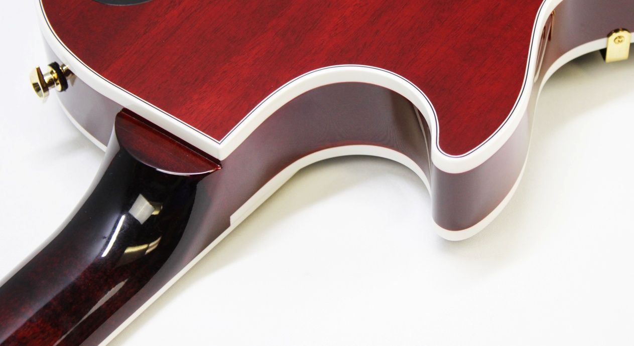 Gibson, Les Paul Custom, Les Paul Custom 70s, Gibson Les Paul Custom, Wine Red, 2025 Gibson, electric guitar, solid body guitar, mahogany body, maple top, set neck, 70s profile neck, volute neck, ebony fingerboard, nitrocellulose lacquer, dual humbuckers, gold hardware, rock guitar, blues guitar, hard rock, classic rock, premium electric guitar, USA made guitar, Gibson USA, 6 string guitar, carved maple top, wine red finish, custom series, Les Paul electric, vintage style guitar, modern classic guitar