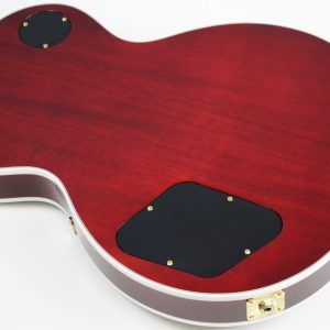 Gibson, Les Paul Custom, Les Paul Custom 70s, Gibson Les Paul Custom, Wine Red, 2025 Gibson, electric guitar, solid body guitar, mahogany body, maple top, set neck, 70s profile neck, volute neck, ebony fingerboard, nitrocellulose lacquer, dual humbuckers, gold hardware, rock guitar, blues guitar, hard rock, classic rock, premium electric guitar, USA made guitar, Gibson USA, 6 string guitar, carved maple top, wine red finish, custom series, Les Paul electric, vintage style guitar, modern classic guitar