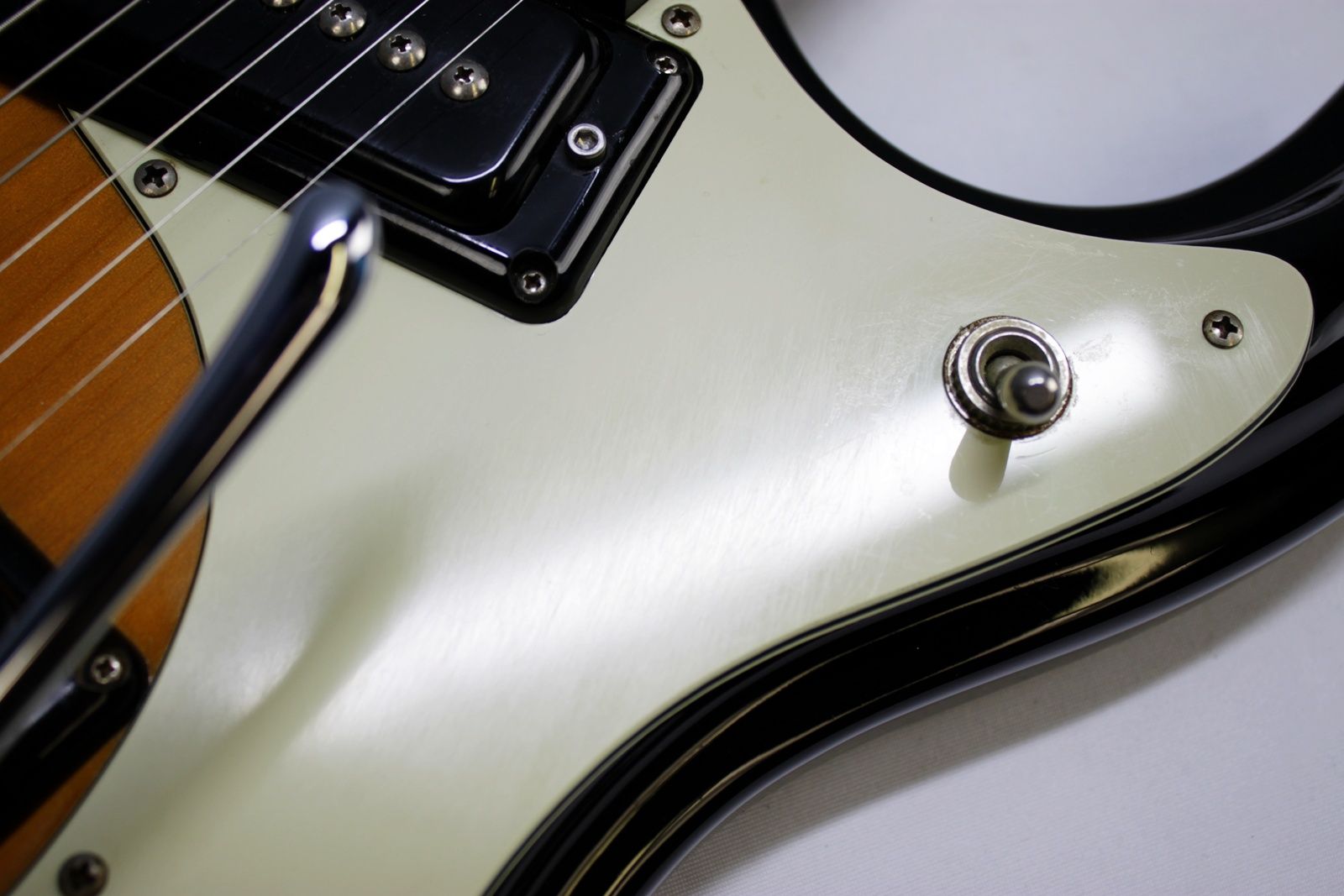 Mosrite, Ventures Model, Mk I, Fillmore, early 2000s, Sunburst, upgraded electronics, upgraded tremolo arm, vintage style guitar, offset electric guitar, surf rock guitar, collectible guitar, rare Mosrite, Japanese guitar, retro guitar, tremolo bridge, bolt-on neck, dual pickup guitar, classic sunburst finish, vintage inspired, player grade guitar, modded Mosrite, Ventures guitar, surf music, electric guitar, preowned guitar, stage ready guitar