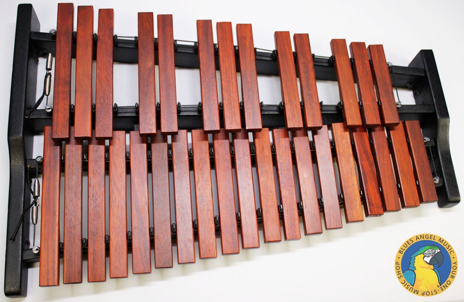 Ludwig, Musser, LMXYLO, student xylophone, xylophone kit, percussion kit, educational percussion, classroom xylophone, practice xylophone, mallet instrument, orchestra percussion, band instrument, student percussion, portable xylophone, bell kit, practice pad, percussion stand, drumsticks, rolling case, 2010s, standard model, school band, concert band, marching percussion, beginner xylophone, used percussion gear