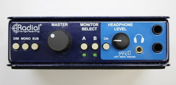 Radial MC3, Radial MC3 Monitor Controller, Radial Engineering MC3, Passive Monitor Controller, Studio Monitor Controller, Monitor Switcher, Speaker Controller, Monitor Management System, Studio Monitoring, Audio Monitoring, Reference Monitor Controller, Dual Monitor Switching, Subwoofer Control, Headphone Amplifier, Passive Audio Path, Transparent Audio, Mono Switch, Dim Switch, Monitor A/B Switching, Mixing Studio, Recording Studio Gear, Professional Audio, Studio Equipment, Audio Router, Balanced Audio, Desktop Monitor Controller, Control Room Monitoring, Radial Audio, Pro Audio Accessories