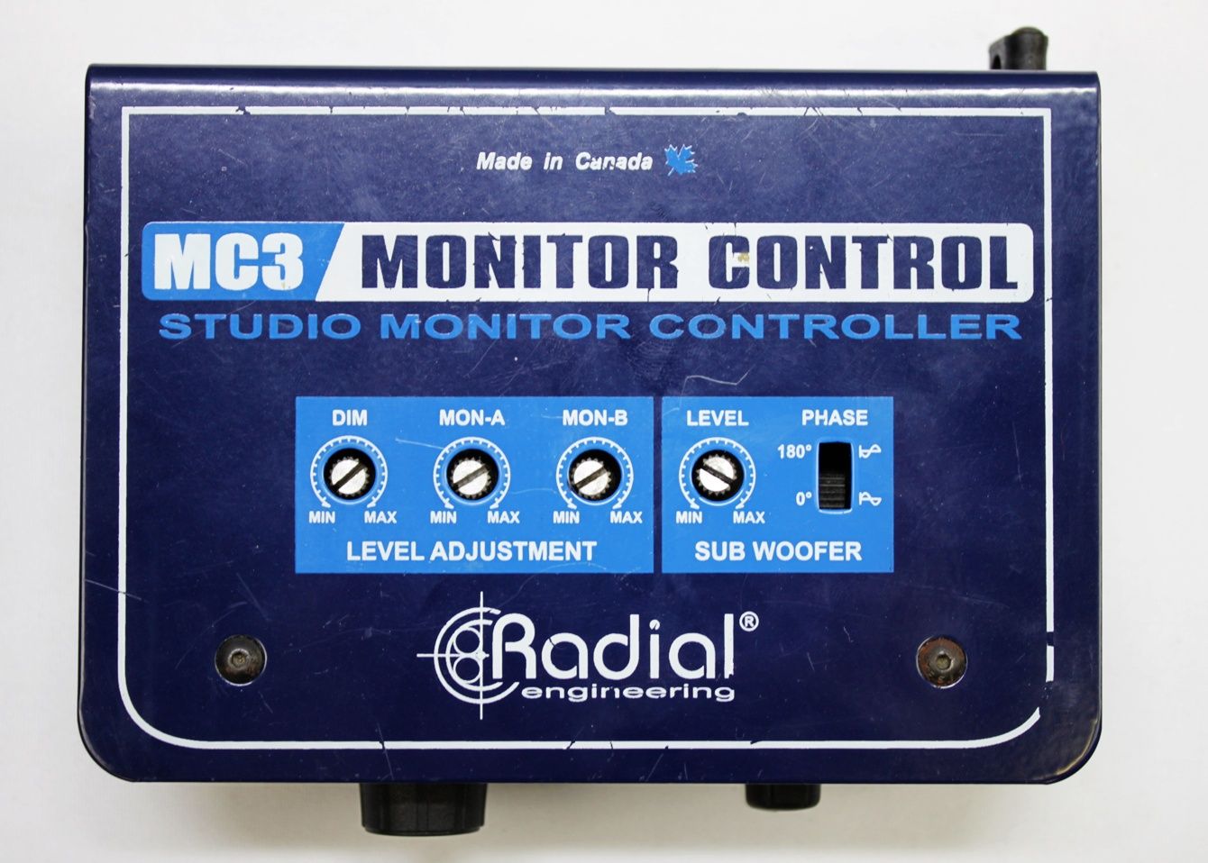 Radial MC3, Radial MC3 Monitor Controller, Radial Engineering MC3, Passive Monitor Controller, Studio Monitor Controller, Monitor Switcher, Speaker Controller, Monitor Management System, Studio Monitoring, Audio Monitoring, Reference Monitor Controller, Dual Monitor Switching, Subwoofer Control, Headphone Amplifier, Passive Audio Path, Transparent Audio, Mono Switch, Dim Switch, Monitor A/B Switching, Mixing Studio, Recording Studio Gear, Professional Audio, Studio Equipment, Audio Router, Balanced Audio, Desktop Monitor Controller, Control Room Monitoring, Radial Audio, Pro Audio Accessories