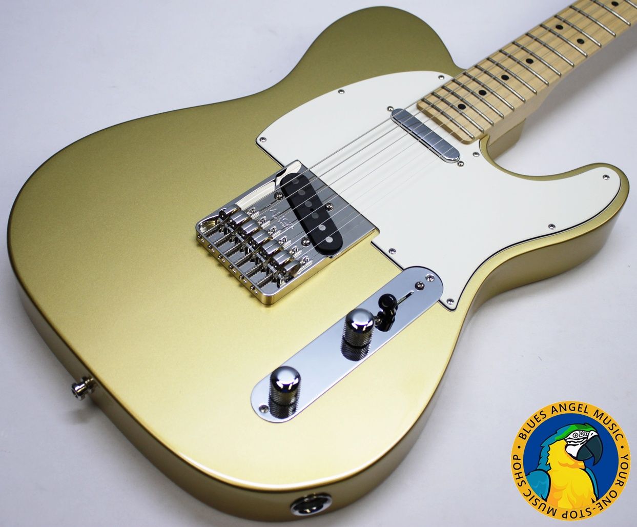 Fender, Fender Telecaster, Fender American Special, American Special Telecaster, Fender FSR, FSR Telecaster, Factory Special Run, Fender USA, USA Telecaster, American Made Telecaster, 2017 Fender, 2017 Telecaster, Aztec Gold, Aztec Gold Telecaster, Matching Headstock, Matching Headstock Telecaster, Gold Telecaster, Maple Fretboard, Maple Fingerboard, Maple Neck, Texas Special Pickups, Texas Special Telecaster, Fender Texas Special, Telecaster Guitar, Electric Guitar, Fender Electric Guitar, Single Coil Guitar, SS Pickup Configuration, Alder Body, 22 Fret Telecaster, Jumbo Frets, Greasebucket Tone Circuit, Vintage Style Telecaster, Rare Fender, Limited Edition Fender, FSR Fender Guitar