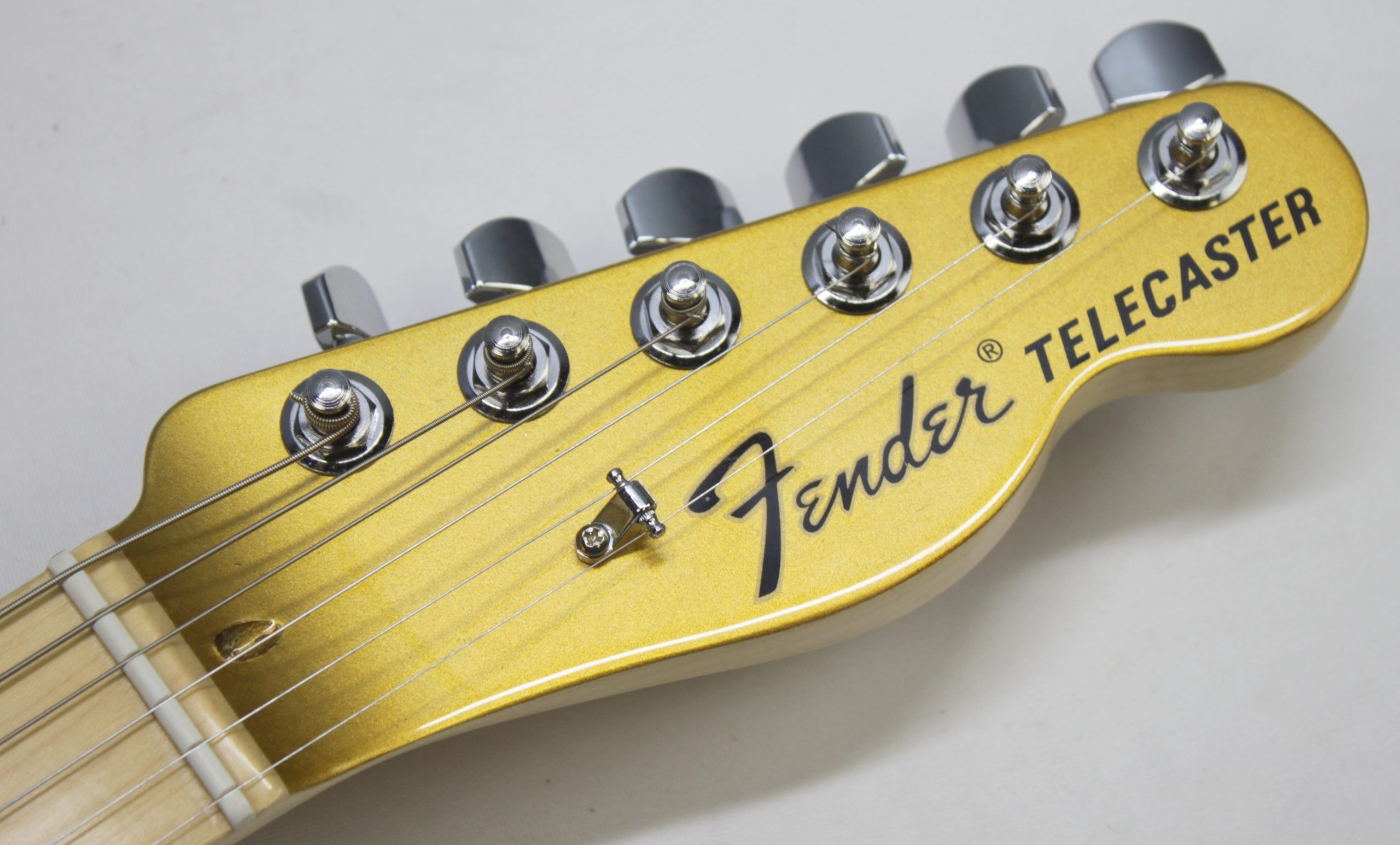 Fender, Fender Telecaster, Fender American Special, American Special Telecaster, Fender FSR, FSR Telecaster, Factory Special Run, Fender USA, USA Telecaster, American Made Telecaster, 2017 Fender, 2017 Telecaster, Aztec Gold, Aztec Gold Telecaster, Matching Headstock, Matching Headstock Telecaster, Gold Telecaster, Maple Fretboard, Maple Fingerboard, Maple Neck, Texas Special Pickups, Texas Special Telecaster, Fender Texas Special, Telecaster Guitar, Electric Guitar, Fender Electric Guitar, Single Coil Guitar, SS Pickup Configuration, Alder Body, 22 Fret Telecaster, Jumbo Frets, Greasebucket Tone Circuit, Vintage Style Telecaster, Rare Fender, Limited Edition Fender, FSR Fender Guitar