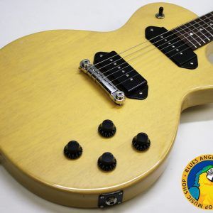 Heritage H-137, Heritage H137, H-137 guitar, Heritage guitar, solid body electric guitar, mahogany electric guitar, one-piece mahogany body, solid mahogany guitar, mahogany body guitar, American electric guitar, vintage style electric guitar, single cut electric guitar, dual pickup guitar, professional electric guitar, warm tone guitar, blues guitar, rock guitar, classic rock guitar, tone machine, Kalamazoo guitar, Heritage Guitars, USA made guitar, handcrafted electric guitar, boutique electric guitar, vintage inspired guitar, collectible guitar, premium electric guitar