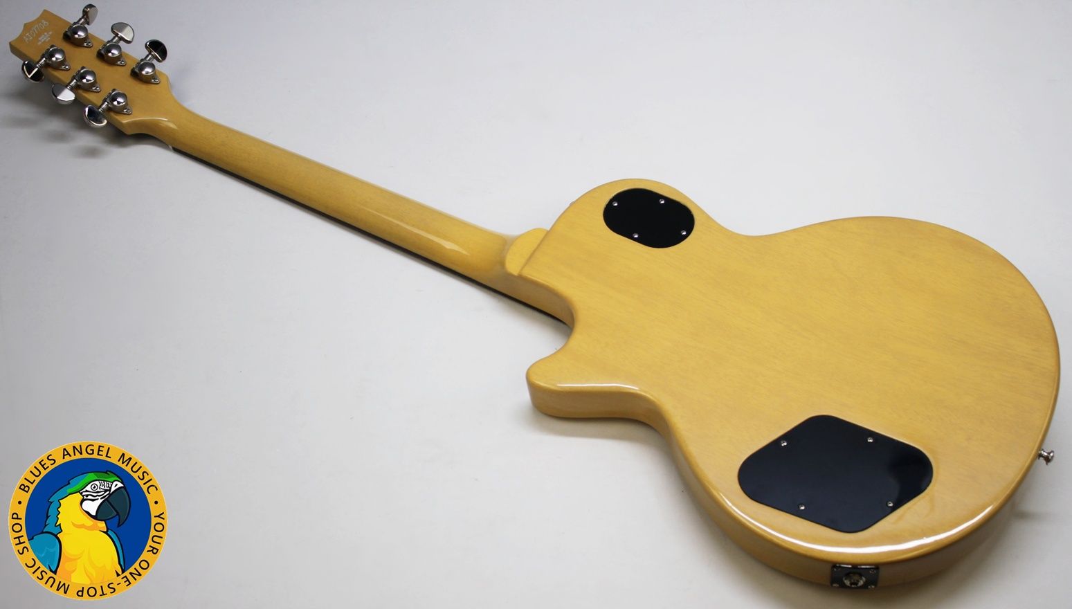 Heritage H-137, Heritage H137, H-137 guitar, Heritage guitar, solid body electric guitar, mahogany electric guitar, one-piece mahogany body, solid mahogany guitar, mahogany body guitar, American electric guitar, vintage style electric guitar, single cut electric guitar, dual pickup guitar, professional electric guitar, warm tone guitar, blues guitar, rock guitar, classic rock guitar, tone machine, Kalamazoo guitar, Heritage Guitars, USA made guitar, handcrafted electric guitar, boutique electric guitar, vintage inspired guitar, collectible guitar, premium electric guitar