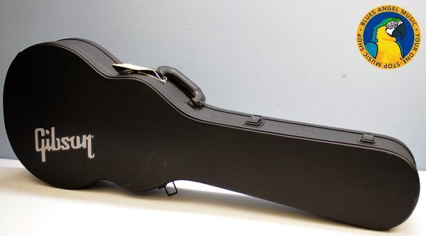 Strap on Gibson’s Les Paul Classic, and you’ll experience iconic tone and uncompromising playability. A time-tested combination of maple and mahogany serves up the tone that’s fueled a million rock anthems, while 60s Burstbucker pickups inject your playing with loads of midrange muscle and sizzling overtones.