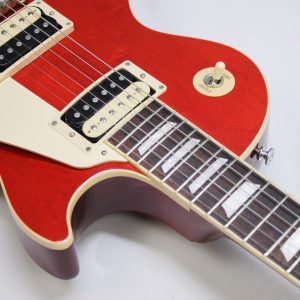 Strap on Gibson’s Les Paul Classic, and you’ll experience iconic tone and uncompromising playability. A time-tested combination of maple and mahogany serves up the tone that’s fueled a million rock anthems, while 60s Burstbucker pickups inject your playing with loads of midrange muscle and sizzling overtones.