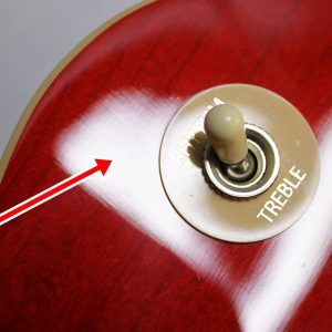 Strap on Gibson’s Les Paul Classic, and you’ll experience iconic tone and uncompromising playability. A time-tested combination of maple and mahogany serves up the tone that’s fueled a million rock anthems, while 60s Burstbucker pickups inject your playing with loads of midrange muscle and sizzling overtones.