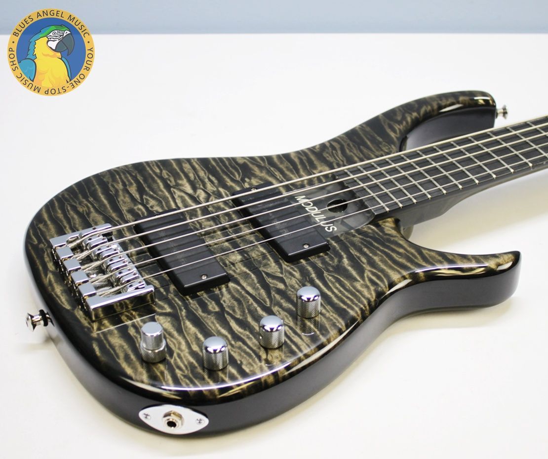 Modulus Quantum V, Modulus Quantum 5, Modulus Q5, 2004 Modulus Quantum V, Modulus Bass, Modulus 5 String Bass, 5 String Bass, Five String Bass, Graphite Neck Bass, Modulus Graphite Neck, Graphite Bass, Quilted Maple Bass, Quilted Maple Top, Silver Burst Bass, Silverburst Bass, Quilted Silver Burst, Bartolini Pickups, Bartolini Bass Pickups, Active Bass, Active Electronics, USA Bass, Made in USA, 2000s Bass, Boutique Bass, High End Bass, Professional Bass, Extended Scale Bass, 35 Inch Scale, Modulus Quantum Bass