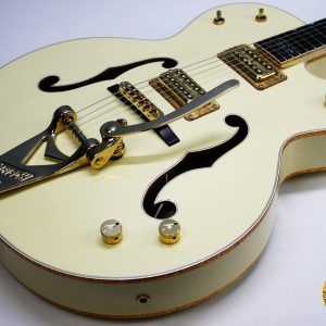Gretsch Stephen Stills, Gretsch G6136-1958, Gretsch White Falcon, Stephen Stills White Falcon, 2000 Gretsch White Falcon, 2000 Gretsch, Gretsch G6136, White Falcon, Gretsch Falcon, Stephen Stills Signature, Stephen Stills Guitar, Gretsch Signature Guitar, Gretsch Electric Guitar, Gretsch Hollow Body, Hollow Body Guitar, White Hollow Body Guitar, FilterTron Pickups, Gretsch FilterTron, Bigsby Vibrato, Bigsby Guitar, Gold Hardware, White Finish, Vintage Style Gretsch, 1958 White Falcon, 50s Style Gretsch, 2000s Gretsch, Made in Japan Gretsch, MIJ Gretsch, Gretsch Japan, Crosby Stills Nash, CSN, Classic Rock Guitar, Collectible Gretsch