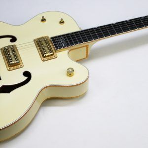 Gretsch Stephen Stills, Gretsch G6136-1958, Gretsch White Falcon, Stephen Stills White Falcon, 2000 Gretsch White Falcon, 2000 Gretsch, Gretsch G6136, White Falcon, Gretsch Falcon, Stephen Stills Signature, Stephen Stills Guitar, Gretsch Signature Guitar, Gretsch Electric Guitar, Gretsch Hollow Body, Hollow Body Guitar, White Hollow Body Guitar, FilterTron Pickups, Gretsch FilterTron, Bigsby Vibrato, Bigsby Guitar, Gold Hardware, White Finish, Vintage Style Gretsch, 1958 White Falcon, 50s Style Gretsch, 2000s Gretsch, Made in Japan Gretsch, MIJ Gretsch, Gretsch Japan, Crosby Stills Nash, CSN, Classic Rock Guitar, Collectible Gretsch