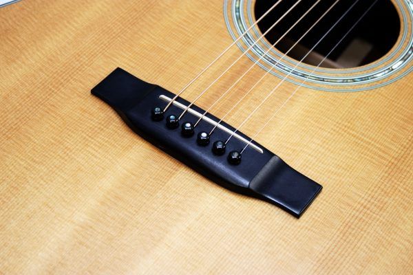 Martin MTV-1, Martin MTV1, Martin Guitar, Martin Acoustic Guitar, Martin Dreadnought, MTV Unplugged, MTV Guitar, Limited Edition Martin, 1996 Martin, Vintage Martin, Martin Limited Edition, Dreadnought Acoustic, Sitka Spruce, East Indian Rosewood, Mahogany, Ebony Fingerboard, Solid Wood Acoustic, USA Made Guitar, C.F. Martin, Martin Collector Guitar, Rare Martin, 90s Martin, Acoustic Guitar, Collectible Guitar