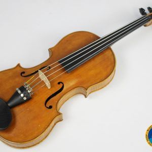 This is a beautiful Polish 4/4 Violin -- including a case & 3 bows. Reading inside the f-hole, we can see that this is a copy of a Franciszek Borowiecki from 1923. Includes Case