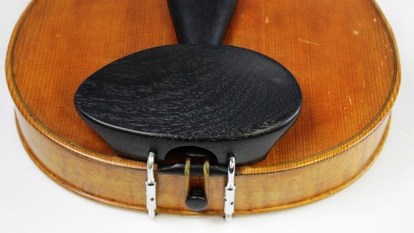 This is a beautiful Polish 4/4 Violin -- including a case & 3 bows. Reading inside the f-hole, we can see that this is a copy of a Franciszek Borowiecki from 1923. Includes Case
