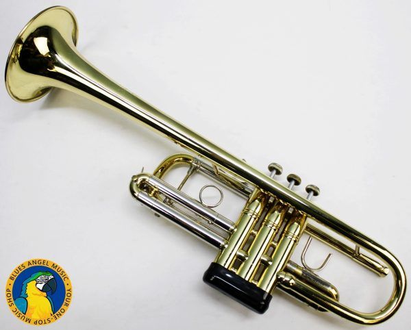 Bach, Bach Stradivarius, Bach Stradivarius 239, Bach 239, Bach C Trumpet, C Trumpet, Professional Trumpet, Professional C Trumpet, Vincent Bach, Vincent Bach Stradivarius, Elkhart Bach, Elkhart Trumpet, Bach Elkhart, Stradivarius Trumpet, Model 239, 239 Bell, Early 90s Bach, 1990s Trumpet, Vintage Bach Trumpet, Orchestral Trumpet, Symphony Trumpet, Classical Trumpet, Brass Instrument, Professional Brass Instrument, Bach Brass, Made in Elkhart, Elkhart Indiana, Original Case, Bach Original Case, Used Trumpet, C Trumpet with Case