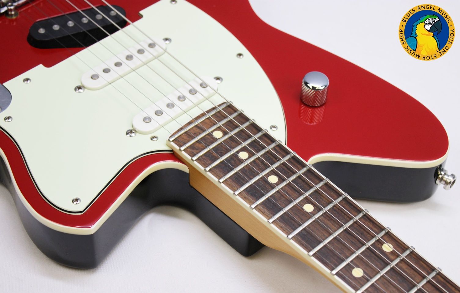 Reverend Six Gun SSS TW, Reverend Six Gun, Reverend Guitars, Six Gun SSS, Six Gun TW, Reverend Electric Guitar, Reverend SSS Guitar, SSS Electric Guitar, Triple Single Coil, Single Coil Guitar, Korina Body Guitar, Korina Electric Guitar, Reverend Pickups, Bass Contour Control, Reverend Bass Contour, Wilkinson Tremolo, Tremolo Guitar, Reverend Locking Tuners, Bolt On Guitar, 25.5 Scale Guitar, 22 Fret Guitar, S Style Guitar, Strat Style Guitar, Offset Electric Guitar, Versatile Electric Guitar, Blues Guitar, Rock Guitar, Indie Guitar, Alternative Rock Guitar, Reverend Six Gun Electric Guitar