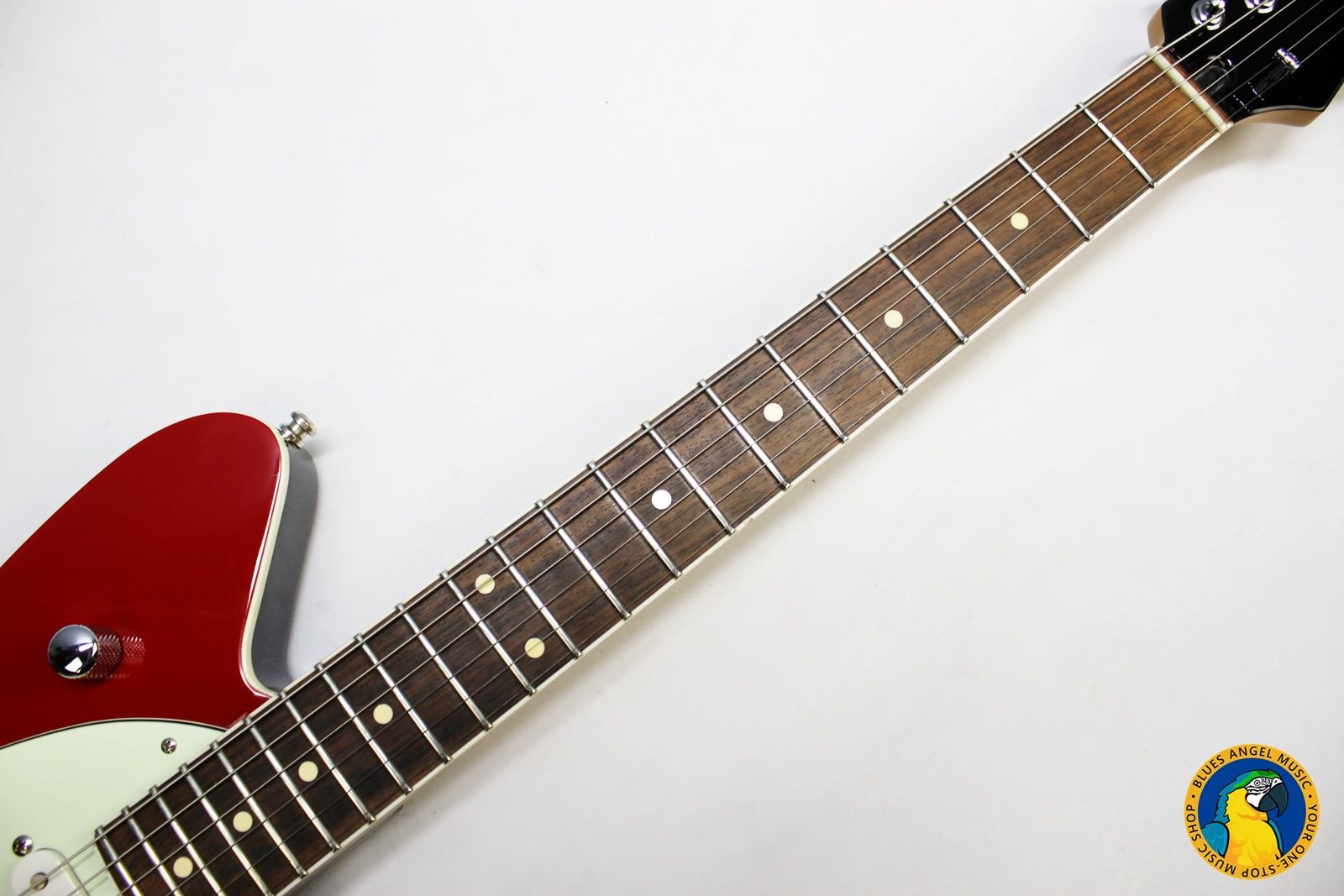 Reverend Six Gun SSS TW, Reverend Six Gun, Reverend Guitars, Six Gun SSS, Six Gun TW, Reverend Electric Guitar, Reverend SSS Guitar, SSS Electric Guitar, Triple Single Coil, Single Coil Guitar, Korina Body Guitar, Korina Electric Guitar, Reverend Pickups, Bass Contour Control, Reverend Bass Contour, Wilkinson Tremolo, Tremolo Guitar, Reverend Locking Tuners, Bolt On Guitar, 25.5 Scale Guitar, 22 Fret Guitar, S Style Guitar, Strat Style Guitar, Offset Electric Guitar, Versatile Electric Guitar, Blues Guitar, Rock Guitar, Indie Guitar, Alternative Rock Guitar, Reverend Six Gun Electric Guitar