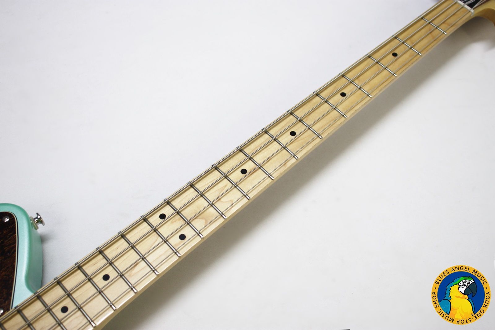 Retronix R-800B, Retronix R800B, Retronix Bass, 2013 Retronix, Seafoam Green Bass, Seafoam Green, Electric Bass, Vintage Style Bass, Retro Bass, 4 String Bass, Maple Neck, Maple Fretboard, Passive Pickups, Triple Pickup Bass, 3 Pickup Bass, Solid Body Bass, Original Case, Bass Guitar, Used Bass, Rare Bass, Retronix Guitar